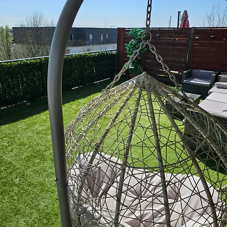 Stylish Rooftop Avec Terrasse A 2pas De Paris